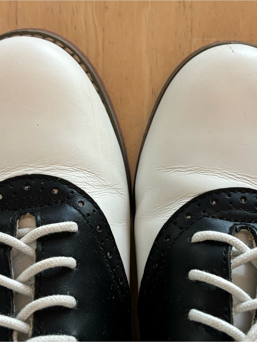 Vintage Classic Two-Tone Women’s Saddle Oxfords - White & Black size 8 / 38.5 - Picture 5 of 7